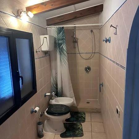 فندق مبيت وإفطار Andrea Gaeta 3*